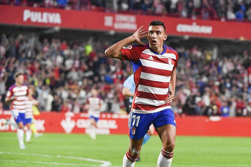 Myrto Uzuni podría salir del Granada CF a final de temporada