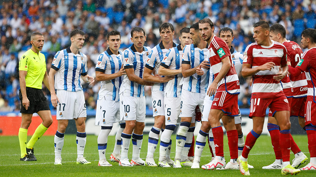 Imagen del partido de la primera vuelta entre el Granada CF y la Real Sociedad