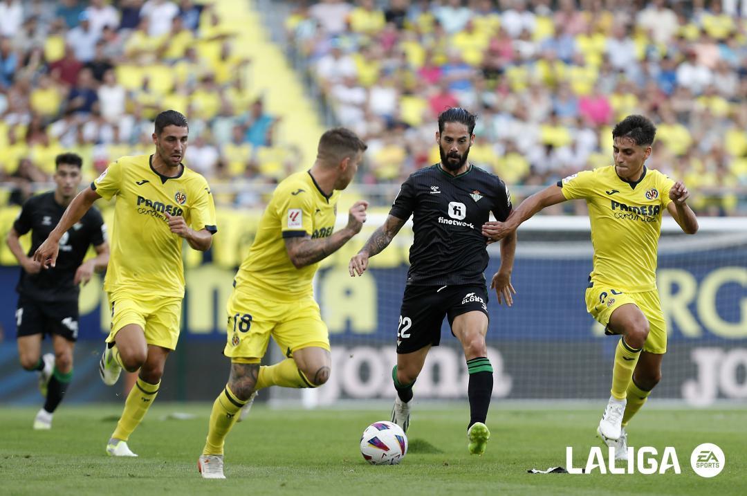 Isco Alarcón en el partido de la primera vuelta entre el Real Betis y el Villarreal CF | LaLiga