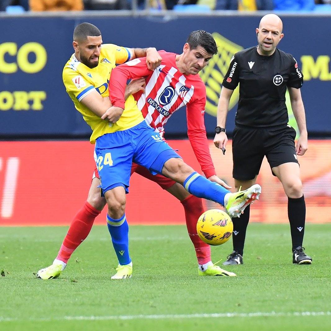 Aiham Ousou y Álvaro Morata en el Cádiz CF - Atlético de Madrid | CCF
