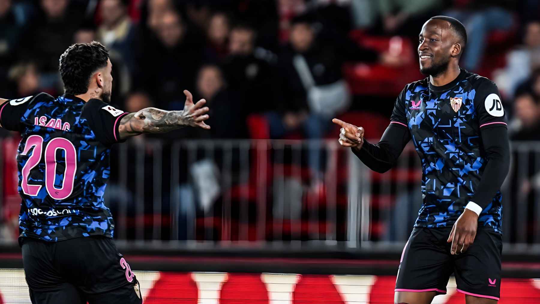 Isaac Romero y Lukebakio en el UD Almería - Sevilla FC | Foto: SFC