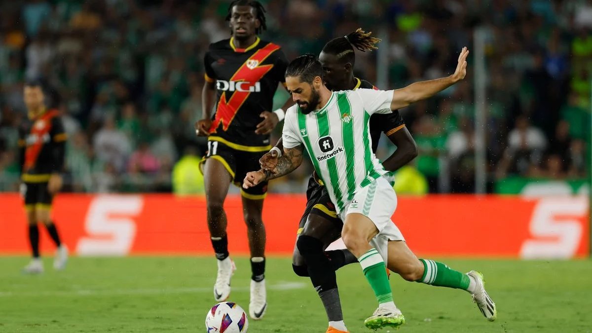 Isco Alarcón en el Real Betis - Rayo Vallecano de la primera vuelta