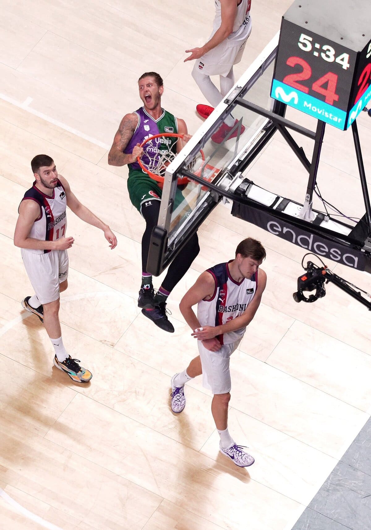 Unicaja Baloncesto 95-91 Baskonia
