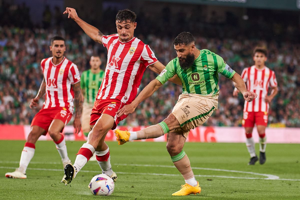 Fekir en el Real Betis - UD Almería | Salvador López Medina para El MIRA