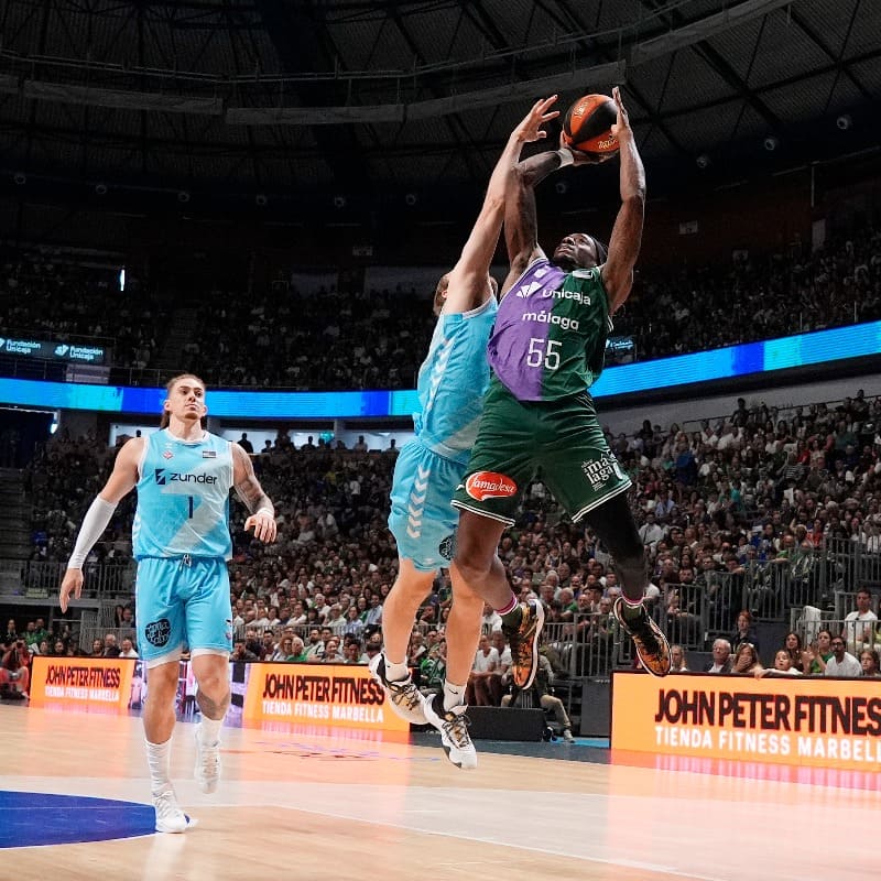 Unicaja Baloncesto 93-69 Palencia Baloncesto