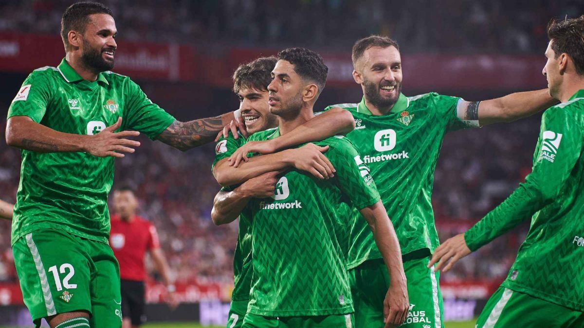 Gol de Ayoze en el Sevilla FC - Real Betis | Salvador López Medina para El MIRA