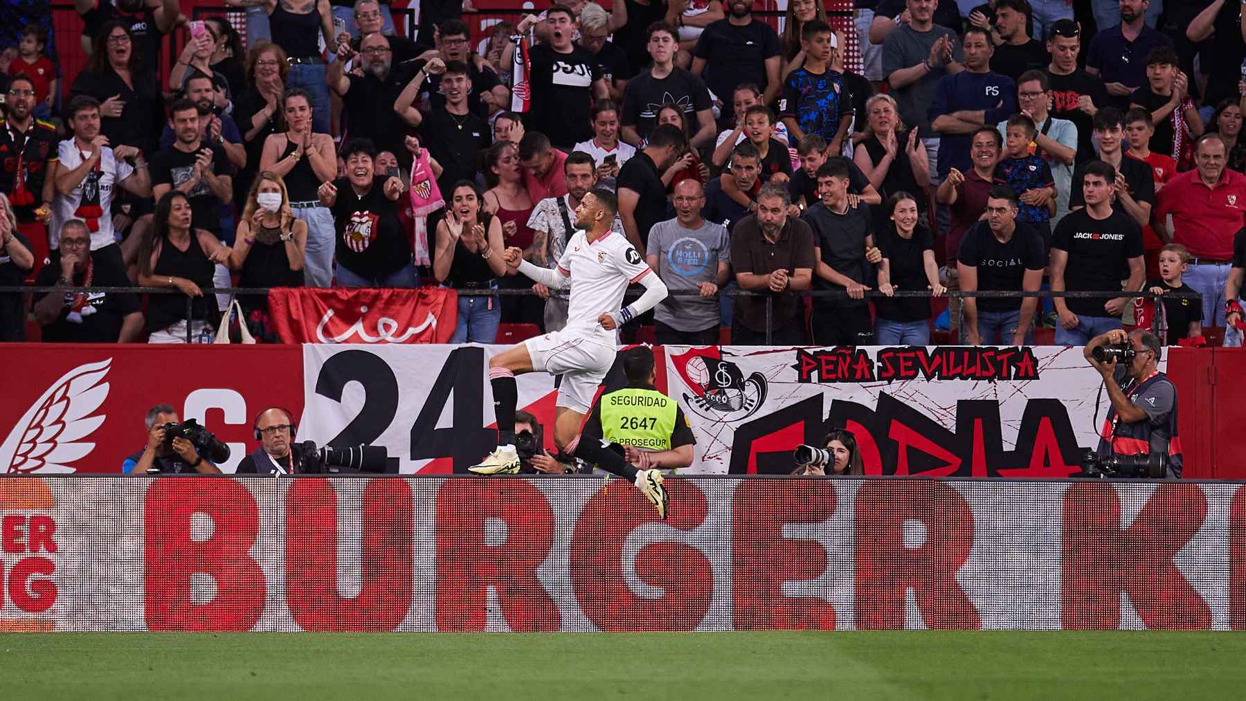 Gol de En-Nesyri en el Sevilla FC - FC Barcelona | Salvador López Medina para El MIRA