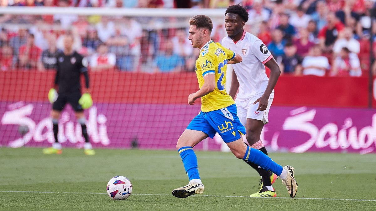 Robert Navarro en el Sevilla FC - Cádiz CF | Salvador López Medina para El MIRA