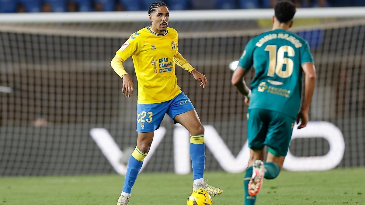 Saúl Coco y Chris Ramos en el UD Las Palmas - Cádiz CF