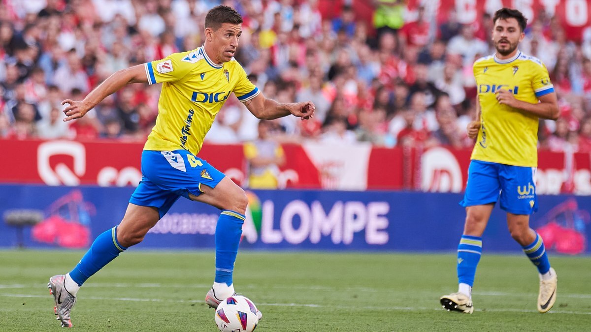 Rubén Alcaraz y Víctor Chust en el Sevilla FC - Cádiz CF | Salvador López Medina para El MIRA