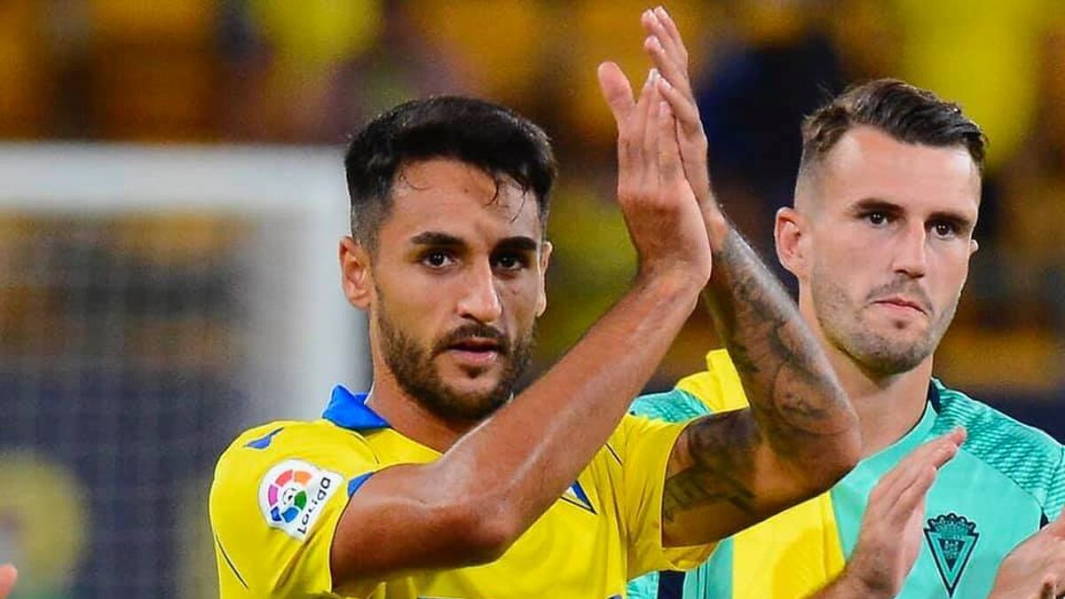 Iván Chapela tras un partido del Cádiz CF en el Nuevo Mirandilla