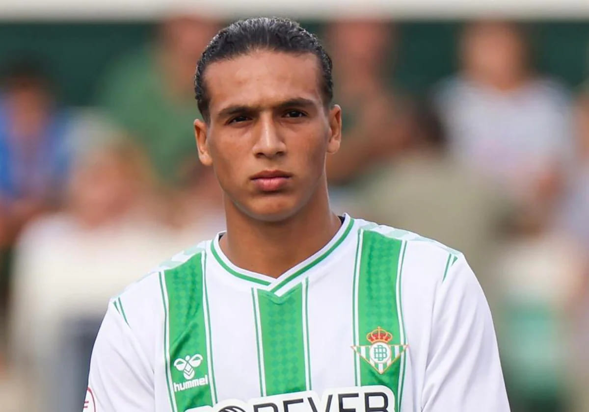 Yanis Senhadji, uno de los jóvenes más prometedores de la cantera del Real Betis