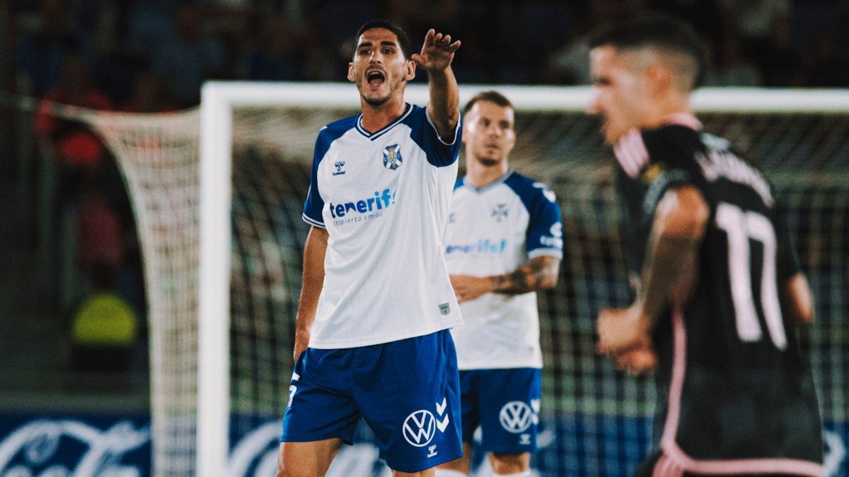 El CD Tenerife no cuenta con Yann Bodiger, quien saldrá en el inminente mercado de fichajes de verano
