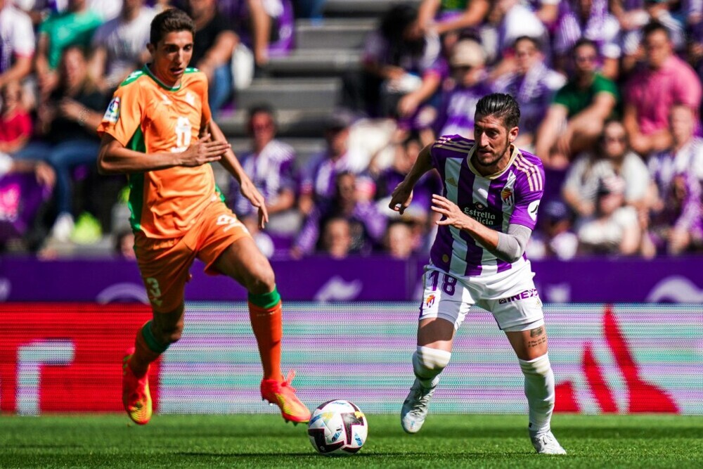 Sergio Escudero durante un Real Valladolid - Real Betis
