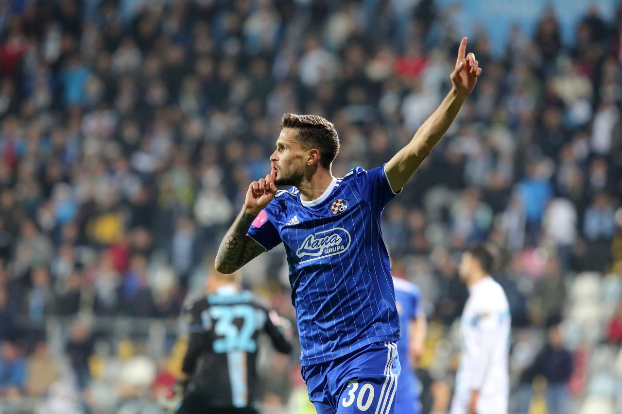 Petar Stojanovic celebra un gol durante su etapa en el Dinamo Zagreb