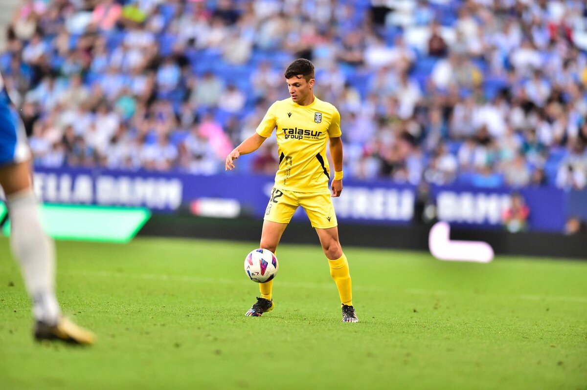 Jony Álamo durante un partido con el FC Cartagena