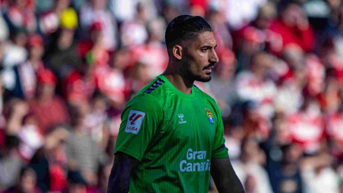 Álvaro Valles, cancerbero de la UD Las Palmas que se encuentra en la agenda del Real Betis