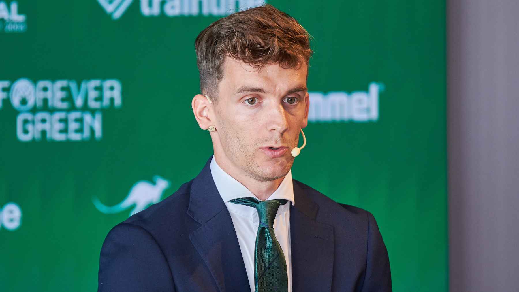 Diego Llorente en su presentación con el Real Betis | Salvador López Medina para El MIRA