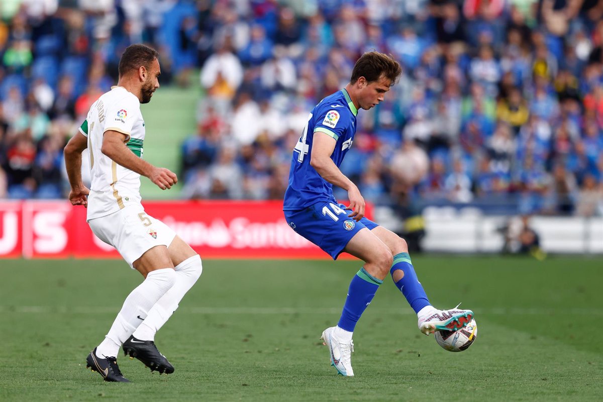 Juanmi Latasa durante un Getafe CF - Elche CF