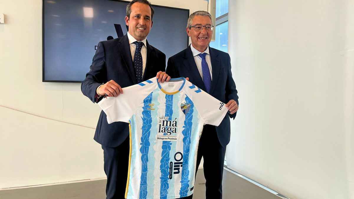 Acto de presentación de la nueva camisera del Málaga CF
