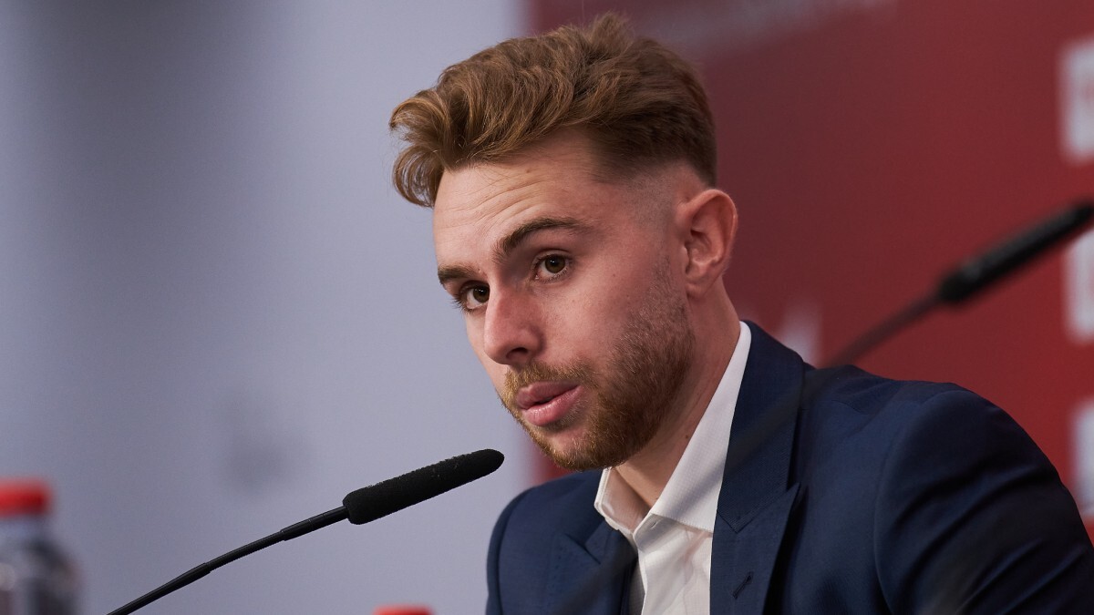 Peque Fernández durante su presentación como jugador del Sevilla FC | Salvador López Medina para El MIRA