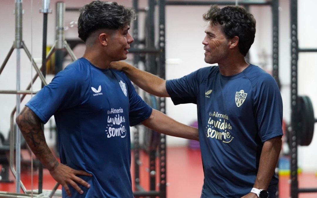 Nico Melamed y Rubi ya se han saludado en las instalaciones de la UD Almería