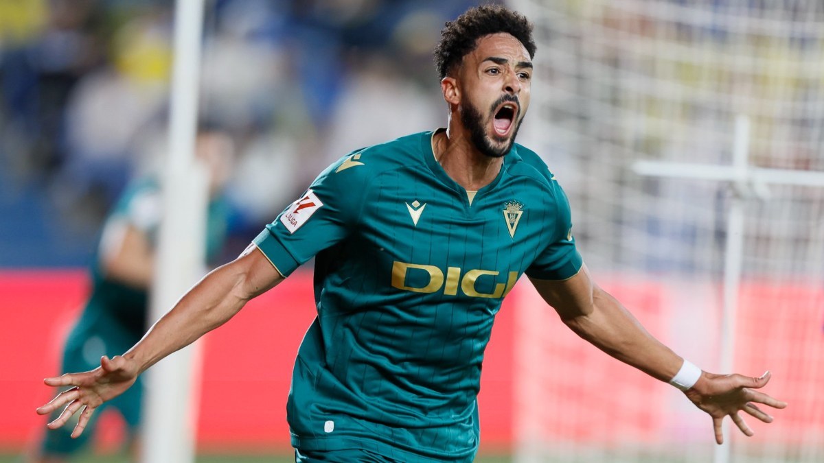 Gol de Chris Ramos en el UD Las Palmas - Cádiz CF | LaLiga