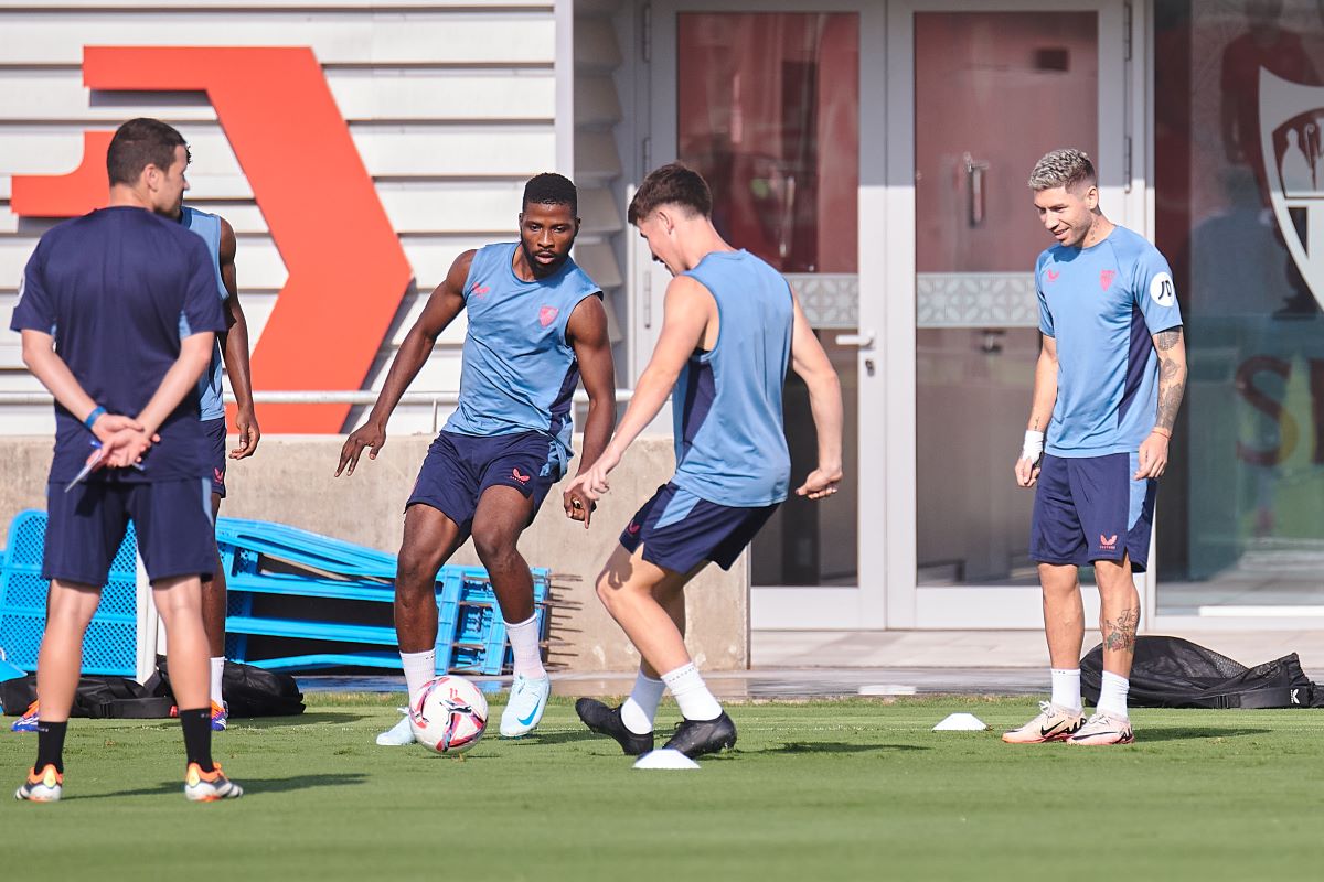 Entrenamiento del Sevilla FC | Salvador López Medina para El MIRA
