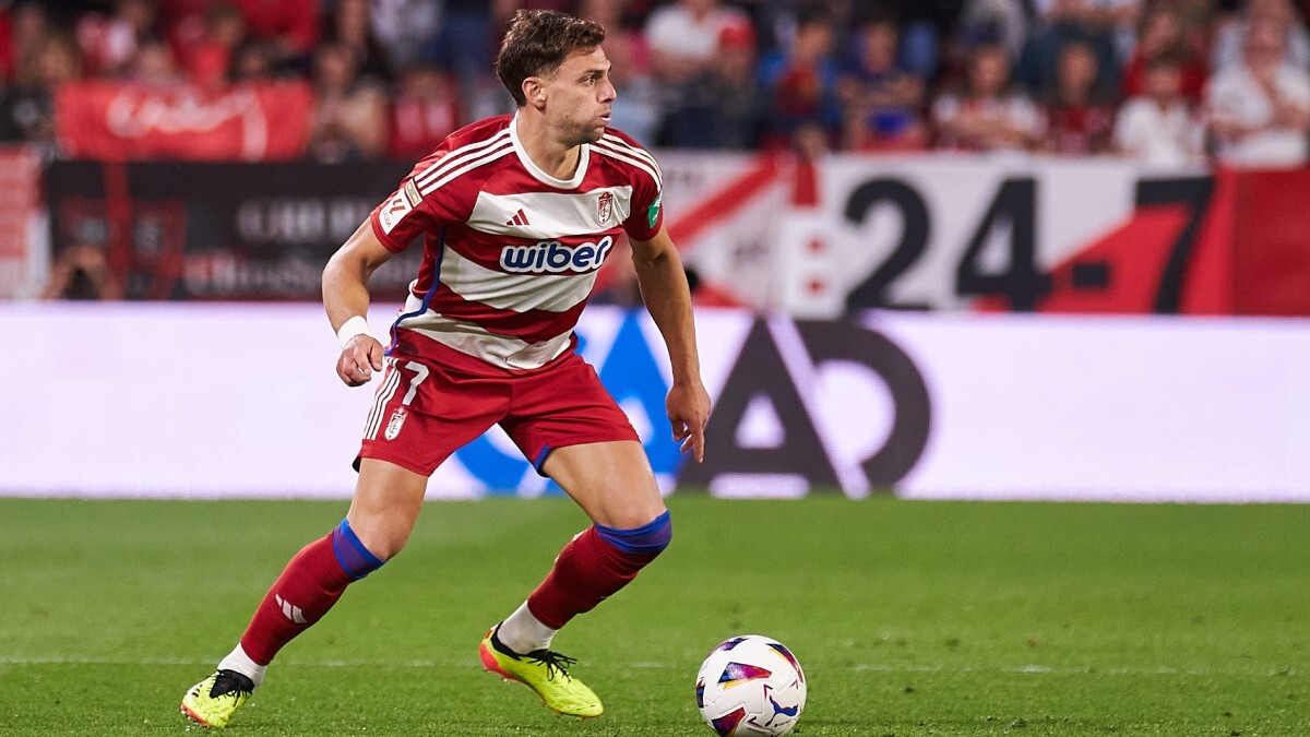 Lucas Boyé en el Sevilla FC - Granada CF de la temporada 23/24 | Salvador López Medina para El MIRA