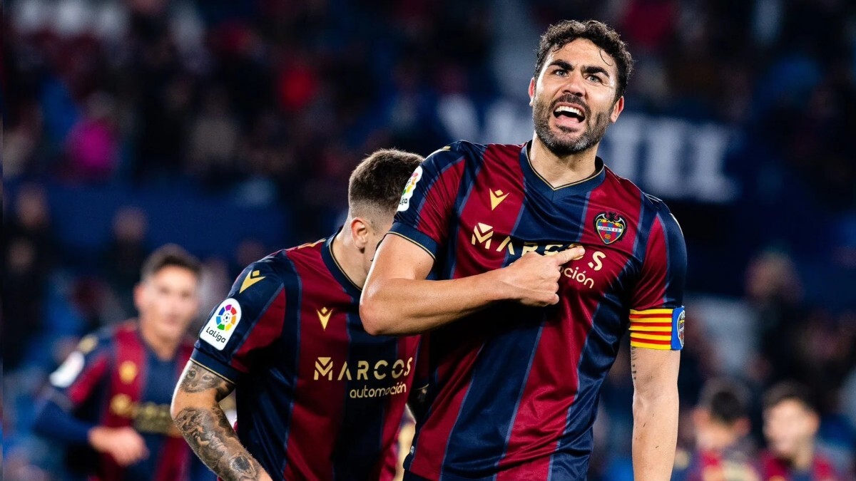 Vicente Iborra aún no ha podido ser inscrito con el Levante UD