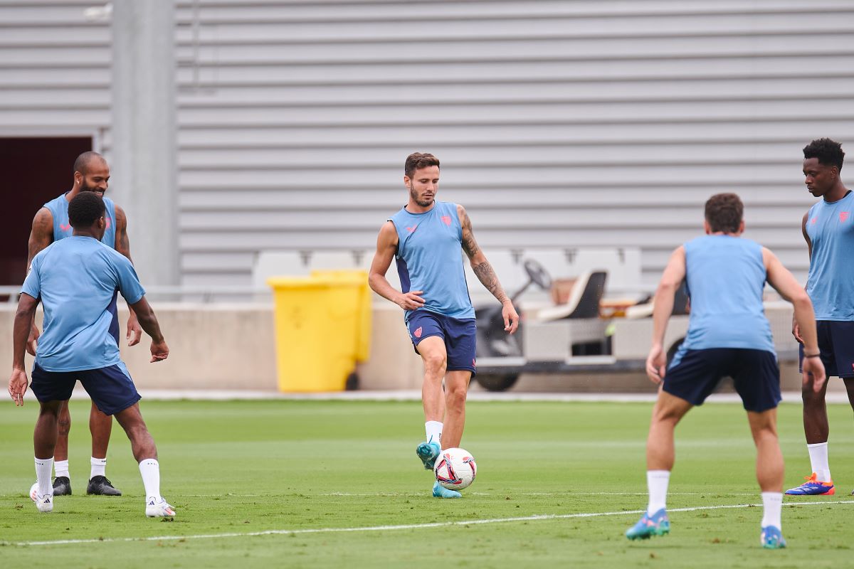 Entrenamiento del Sevilla FC antes de recibir al Villarreal | Salvador López Medina para El MIRA