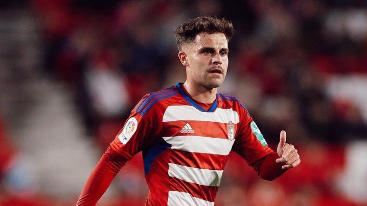 Óscar Melendo, jugador del Granada CF que interesa al Cádiz CF