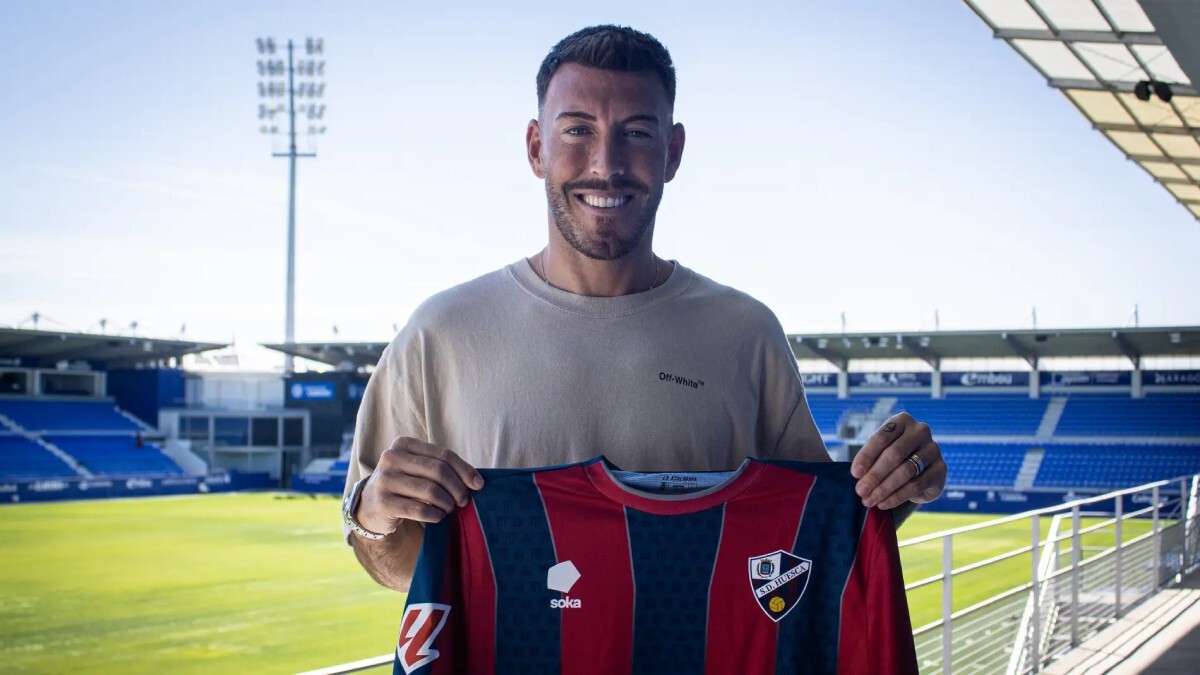 Sergi Enrich, delantero de la SD Huesca