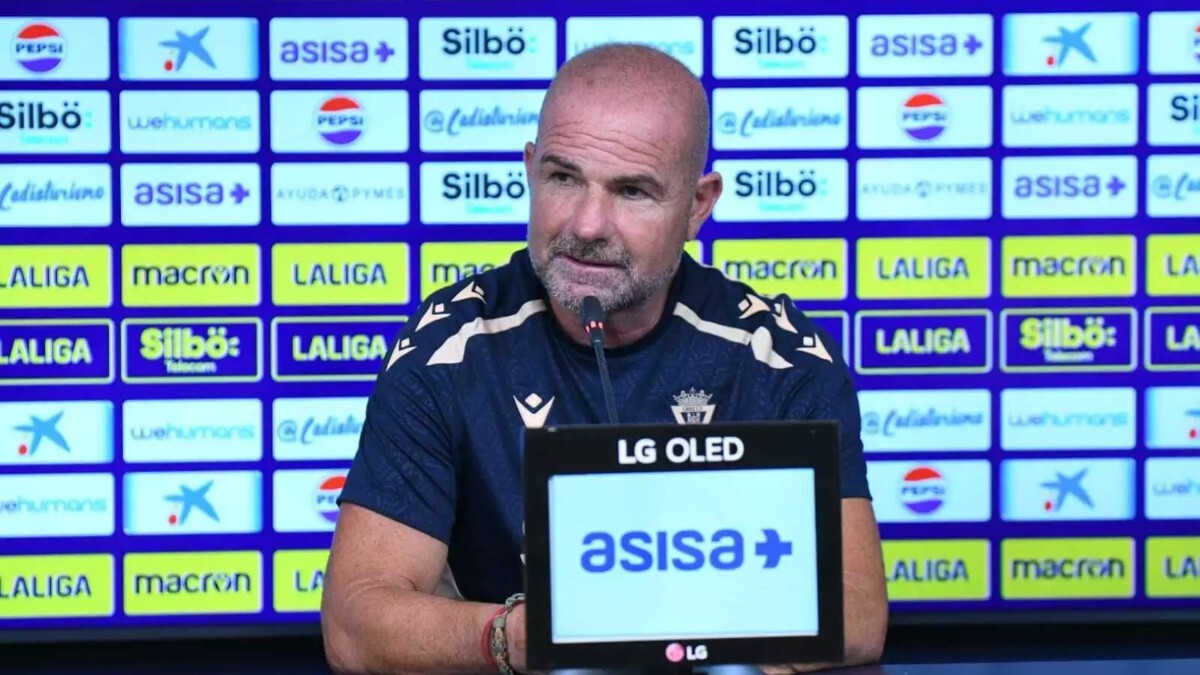 Paco López, entrenador del Cádiz CF