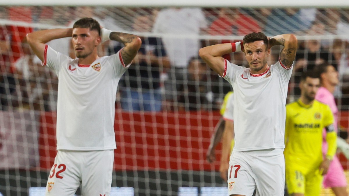 José Ángel Carmona y Saúl Ñíguez en el Sevilla FC - Villarreal CF | Salvador López Medina para El MIRA