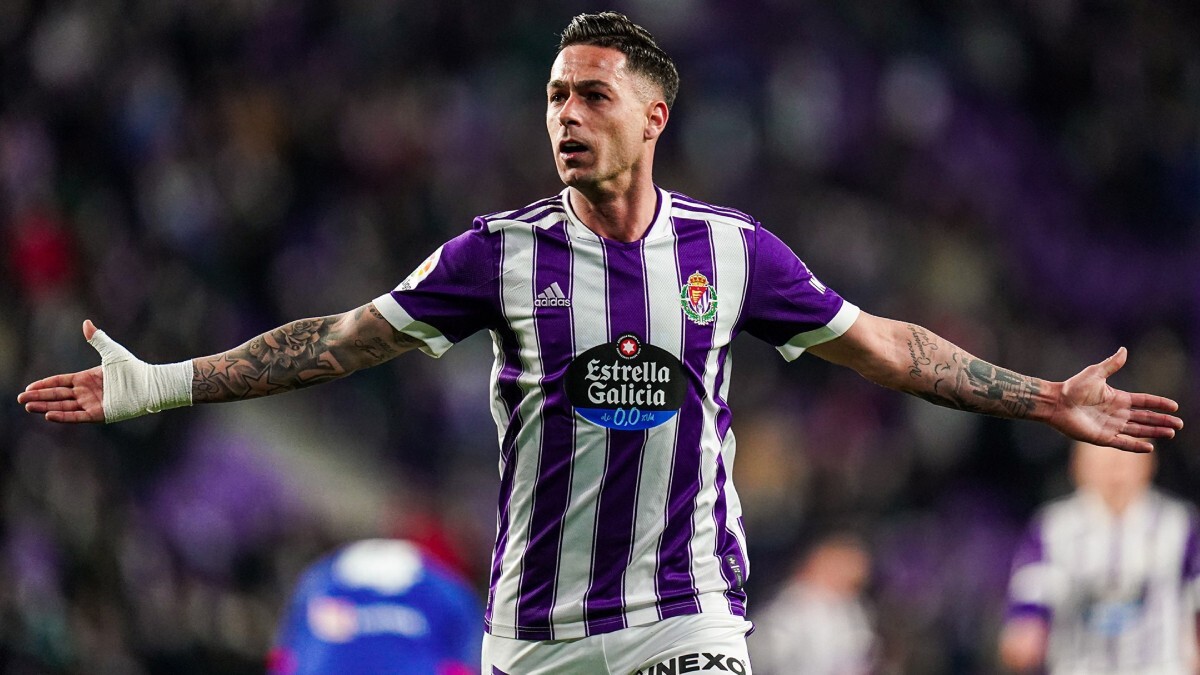 Sergio León celebra un gol durante su etapa en el Real Valladolid