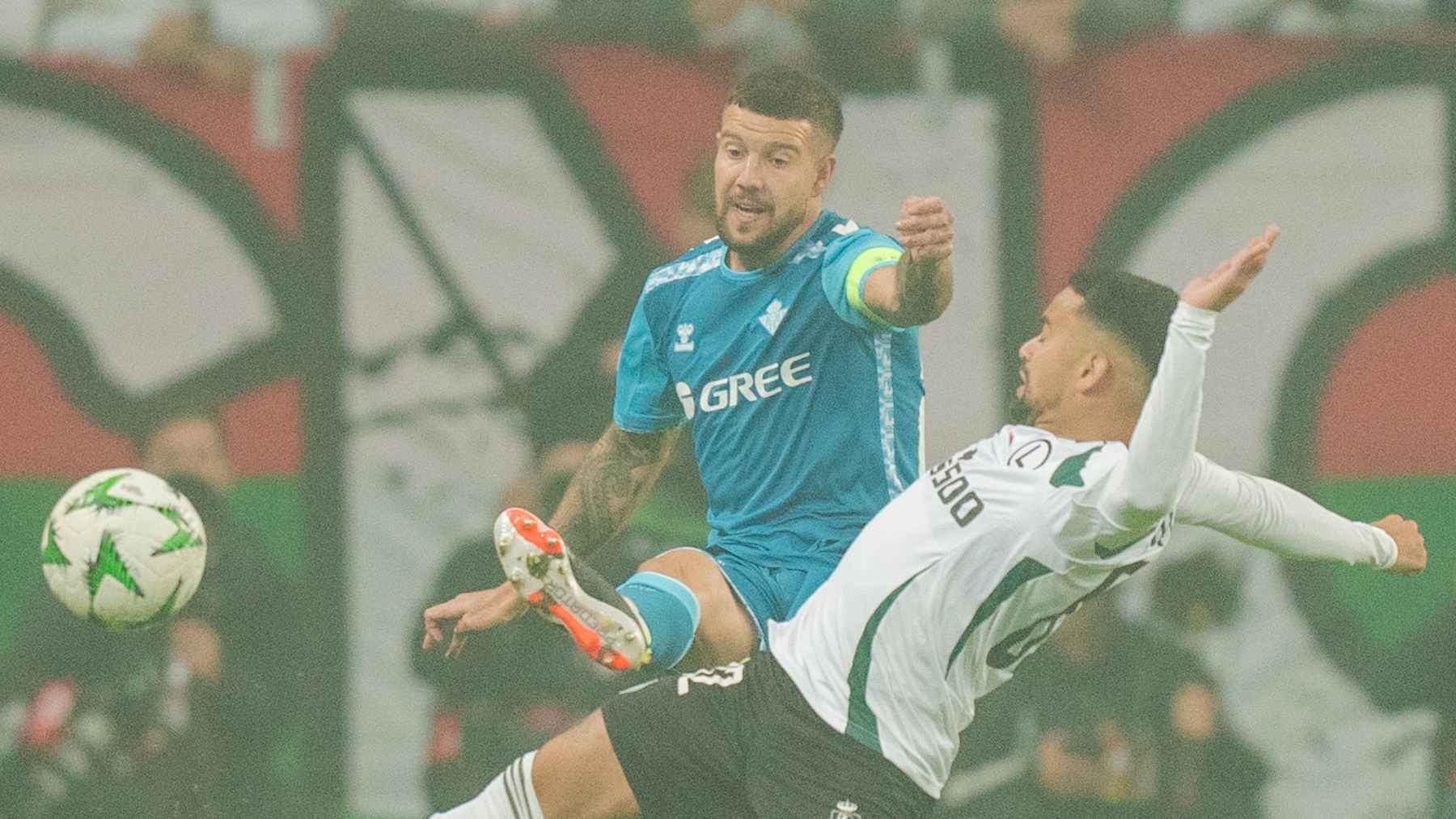 Aitor Ruibal en el Legia de Varsovia - Real Betis | Foto: @RealBetis