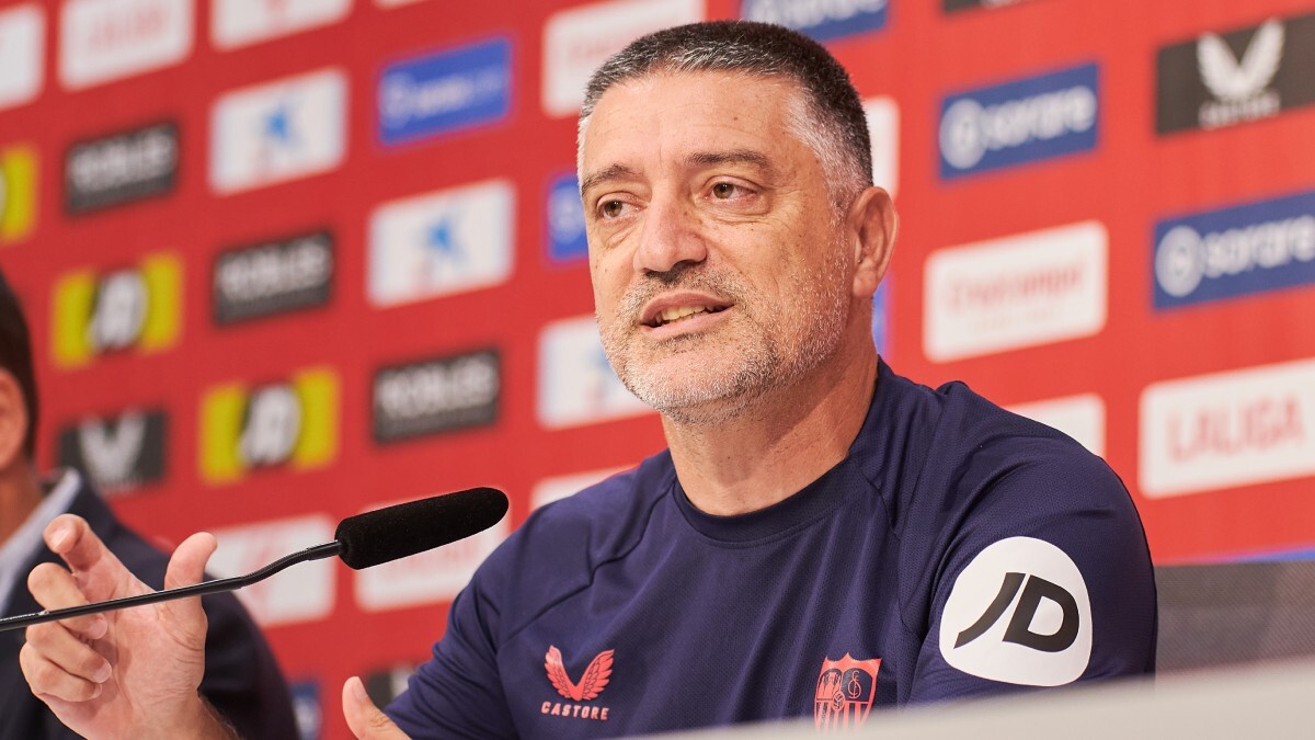 García Pimienta en la rueda de prensa previa al Sevilla FC - Real Betis | Salvador López Medina para El MIRA