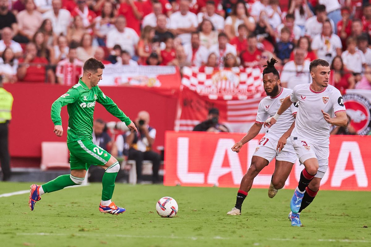 Gio Lo Celso en el Sevilla FC - Real Betis | Salvador López Medina para El MIRA