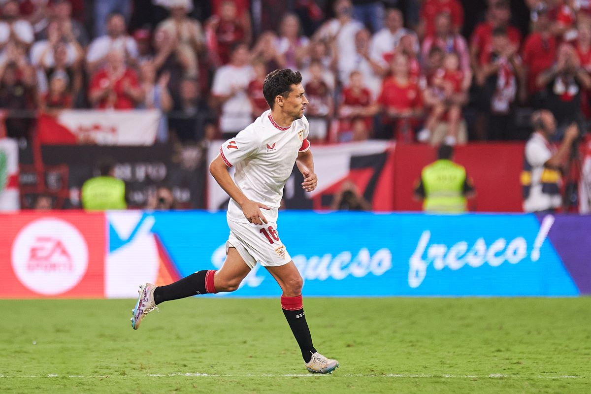 Jesús Navas en el Sevilla FC - Real Betis | Salvador López Medina para El MIRA