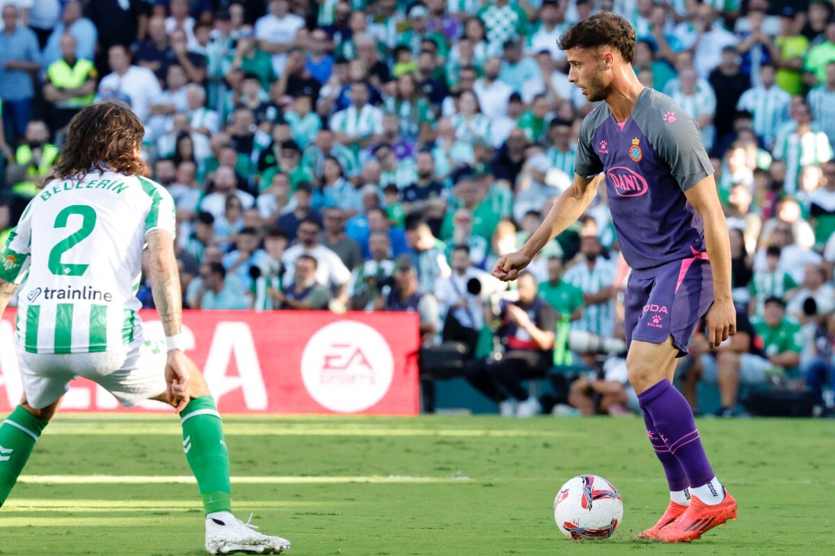 Javi Puado en el RCD Espanyol - Real Betis | RCDE