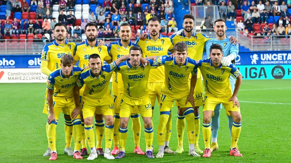 Once titular del Cádiz CF ante la SD Eibar | CCF