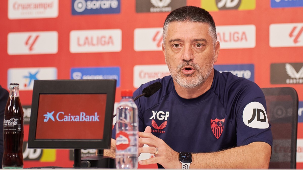 García Pimienta en la rueda de prensa previa al RCD Espanyol - Sevilla FC | Salvador López Medina para El MIRA