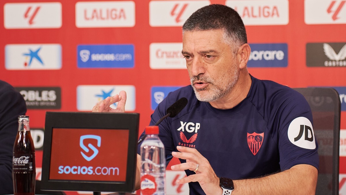 García Pimienta en la rueda de prensa previa al RCD Espanyol - Sevilla FC | Salvador López Medina para El MIRA