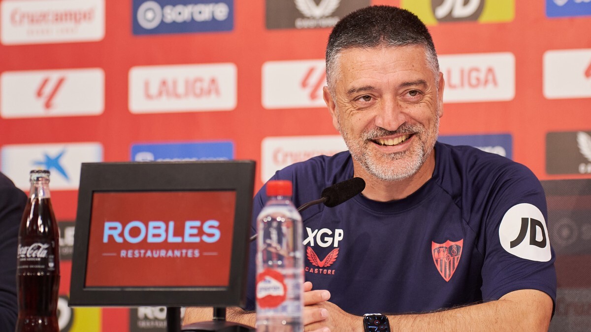 García Pimienta en la rueda de prensa previa al RCD Espanyol - Sevilla FC | Salvador López Medina para El MIRA