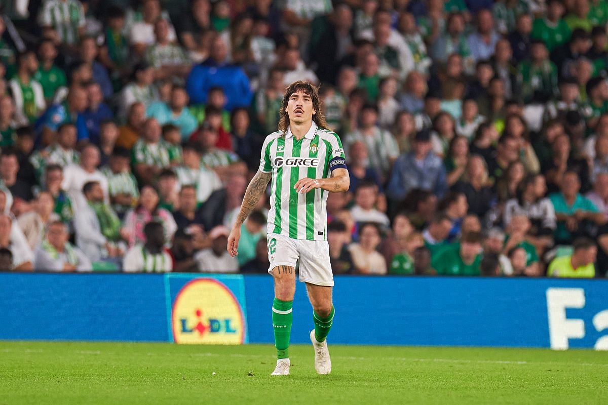 Héctor Bellerín en el Real Betis - Copenhague | Salvador López Medina para El MIRA