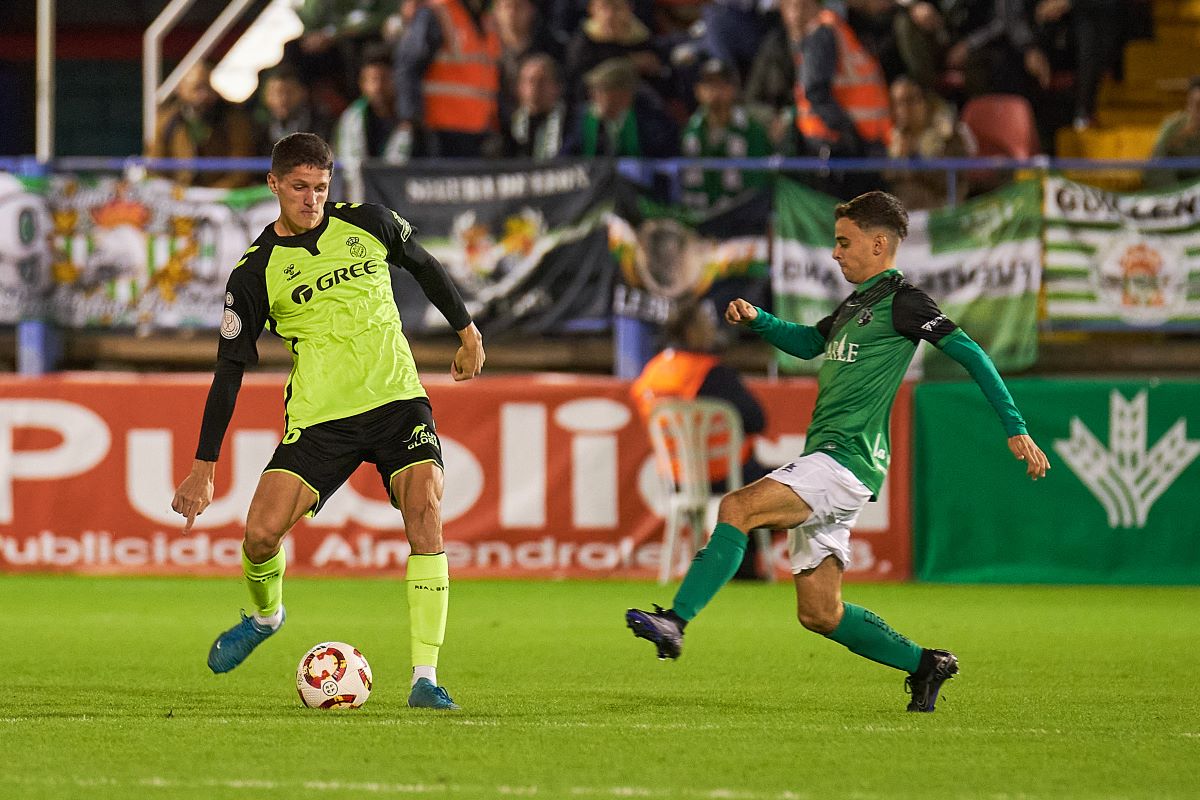 Sergi Altimira en el CD Gévora - Real Betis | Salvador López Medina para El MIRA