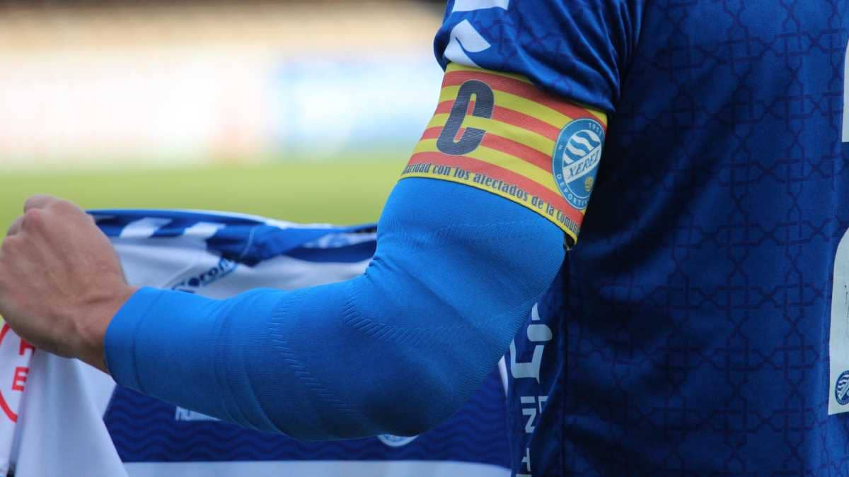 Brazalete en homenaje a los afectados por la DANA en Valencia | xerezdfc.com