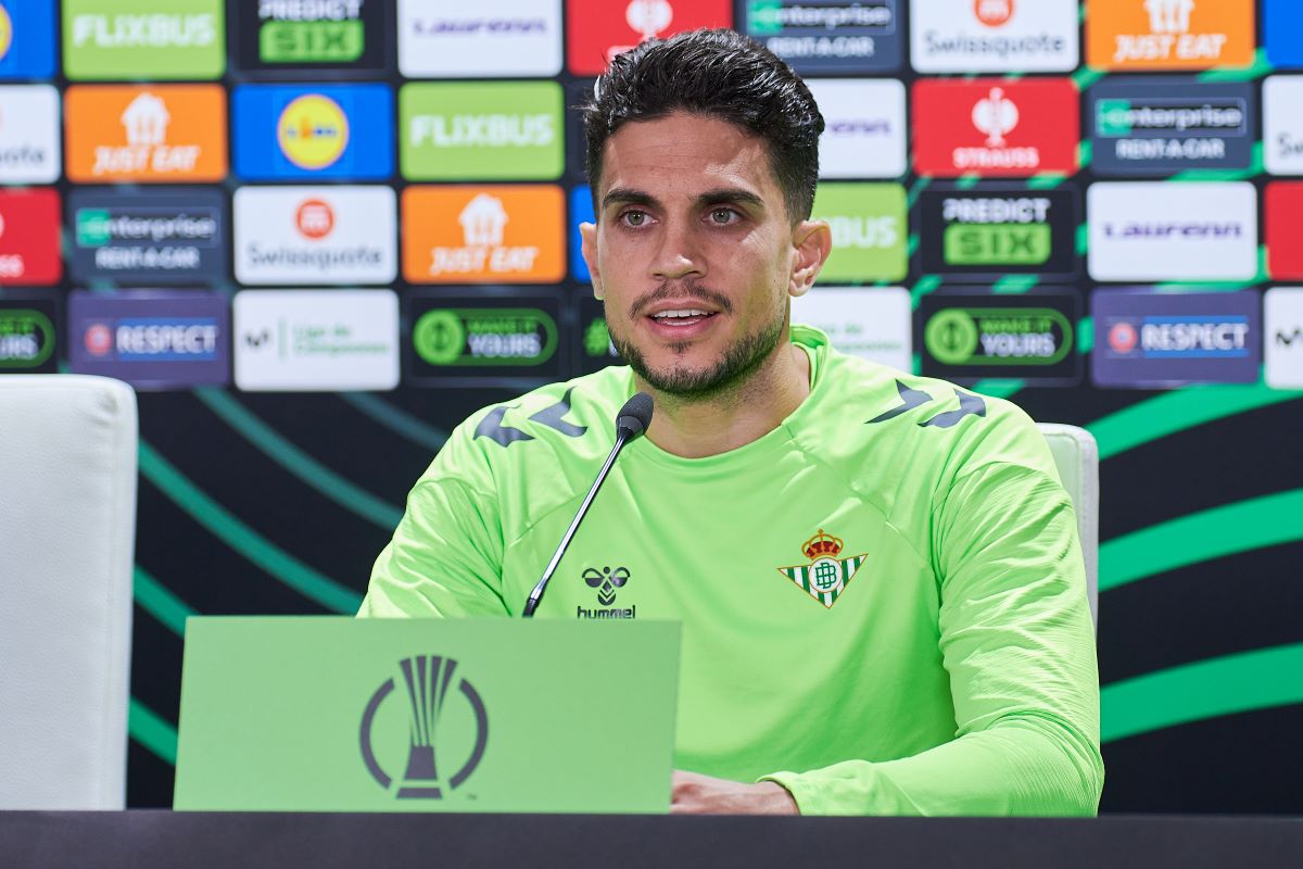 Marc Bartra en la previa del partido ante el Celje en Conference League | Salvador López Medina para El MIRA