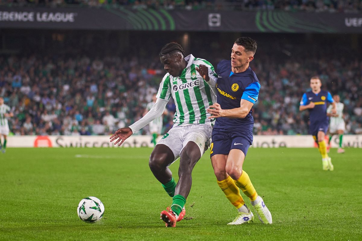 Assane Diao en el Real Betis - Celje | Salvador López Medina para El MIRA